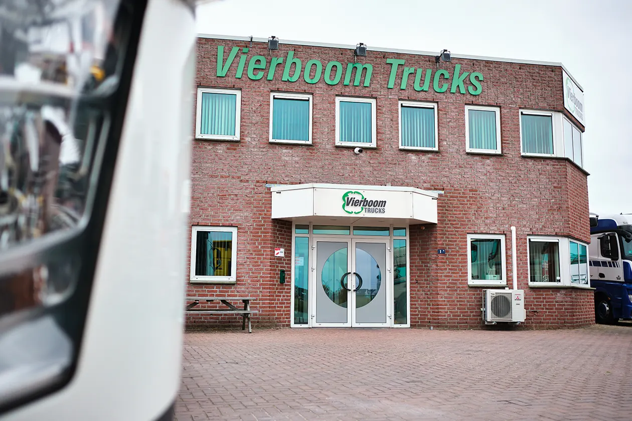 Vierboom Trucks